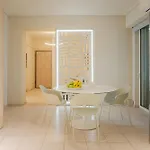 Pnoe Luxury