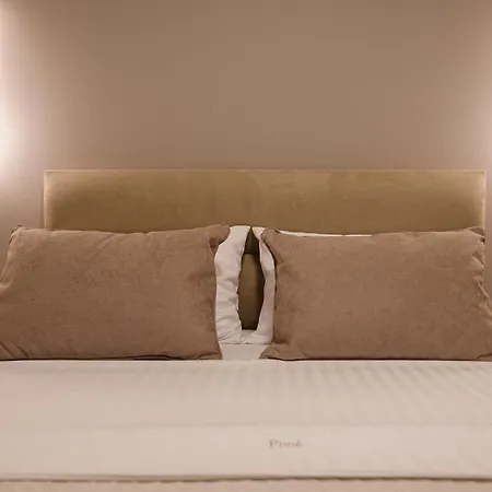 Pnoe Luxury Lejlighed