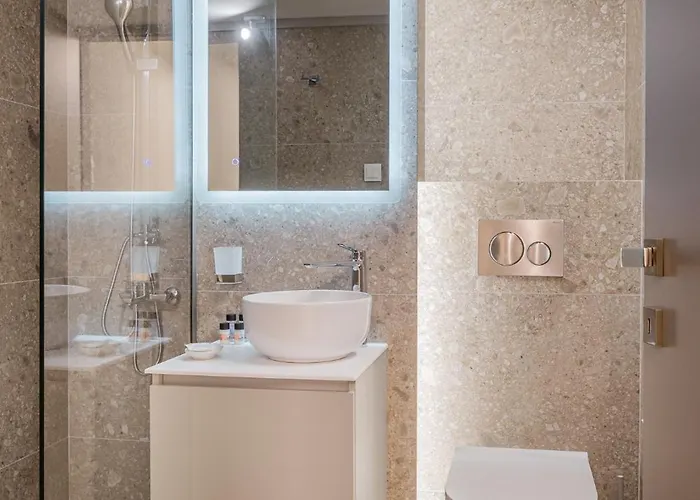 Pnoe Luxury Apartamento Calamata